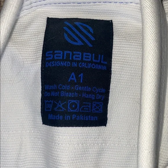 Sanabul White and Blue Jiu Jitsu Gi - Picture 3 of 12